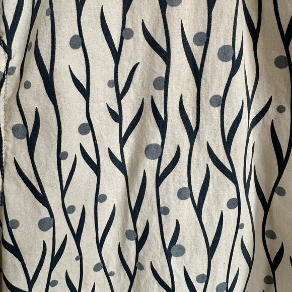 Kennington - Short Sleeve Button-Down Shirt - Large - Picture 5 of 10